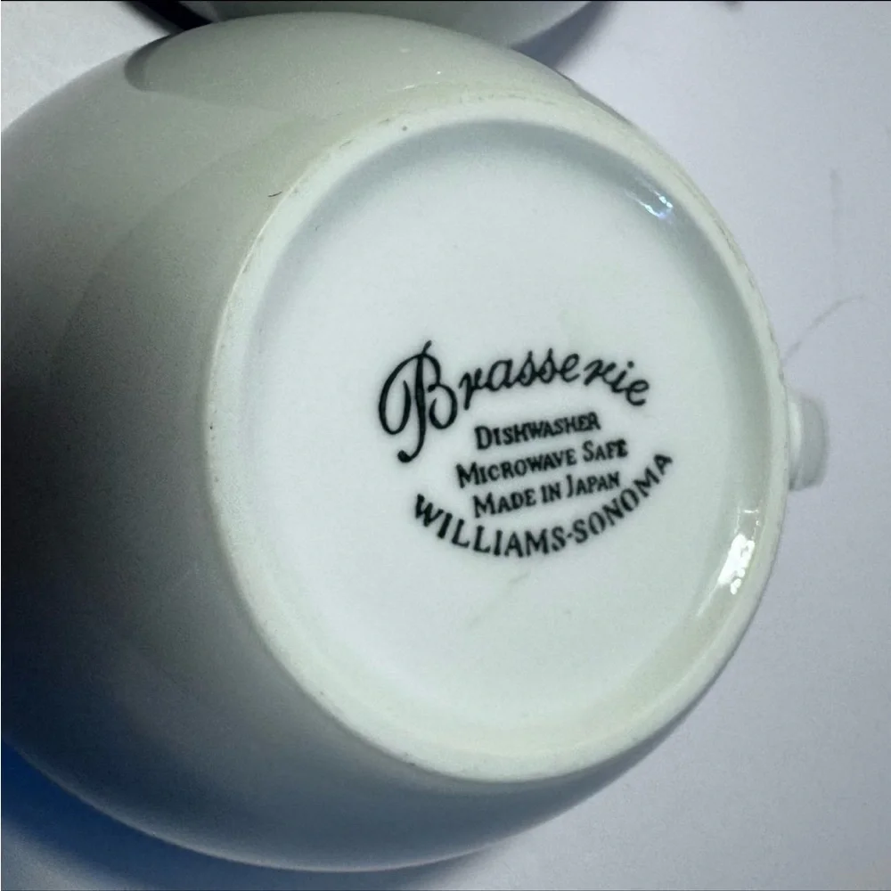Set of 2 | White Ceramic Williams Sonoma Brasserie Blue Flat Mugs Tea Cups - Picture 12 of 12